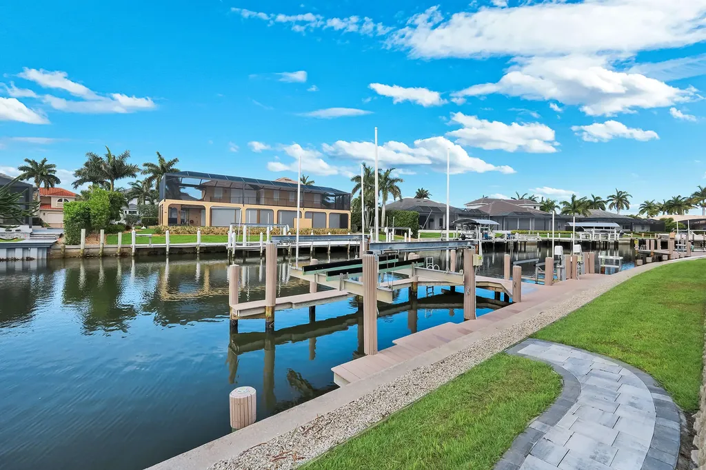 260 Marquesas Court Marco Island FL 34145