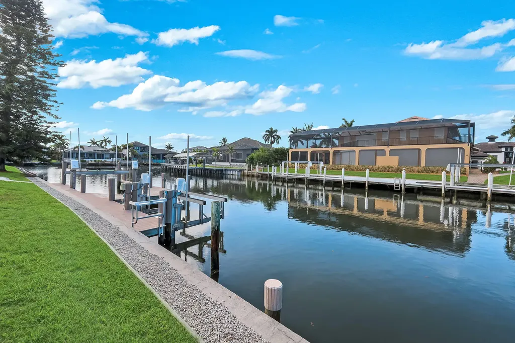 260 Marquesas Court Marco Island FL 34145