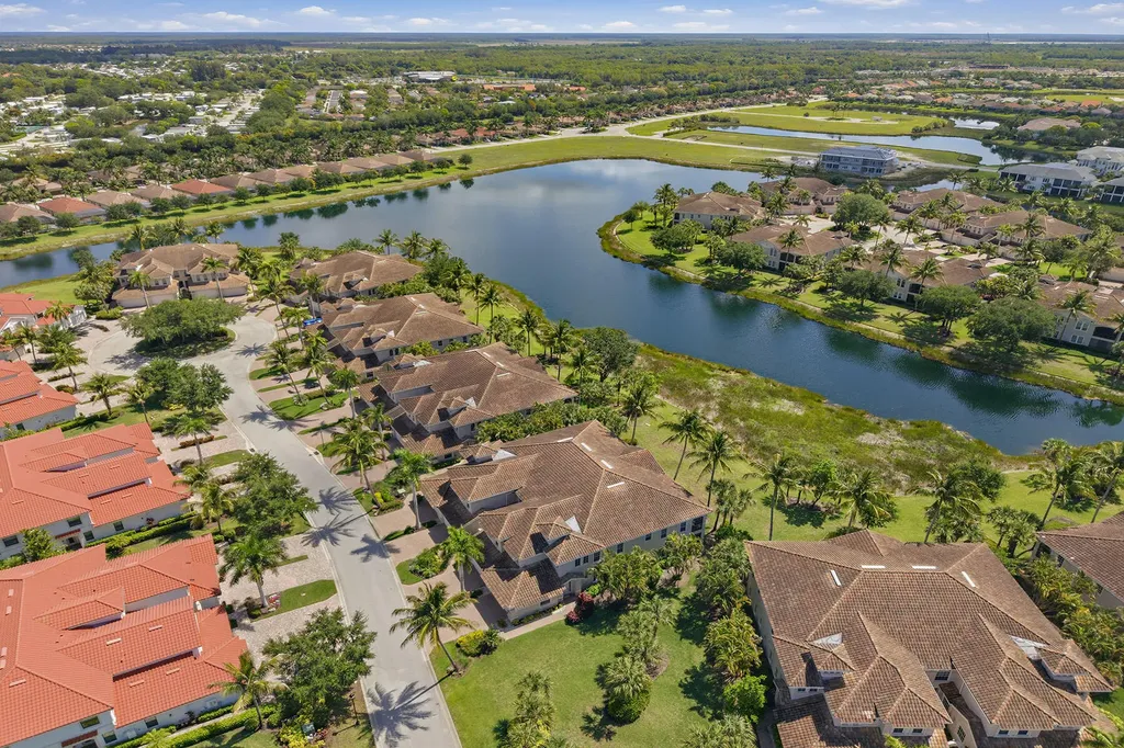 3176 Serena Lane Naples FL 34114