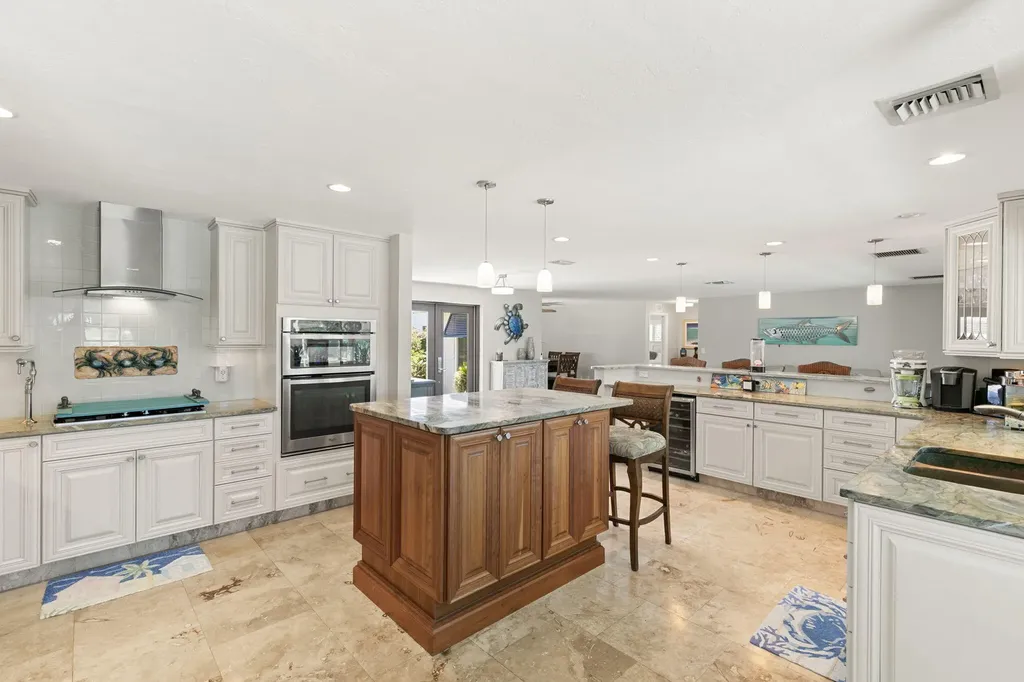 1784 Wavecrest Court Marco Island FL 34145