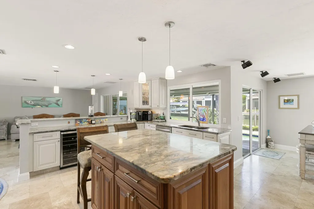 1784 Wavecrest Court Marco Island FL 34145