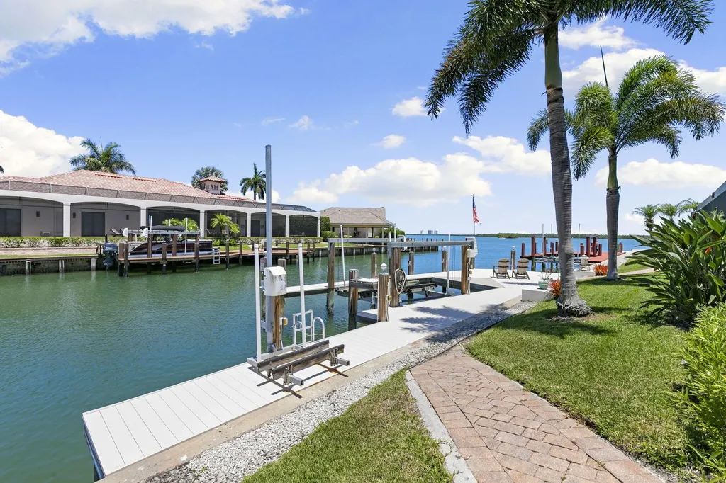 1784 Wavecrest Court Marco Island FL 34145
