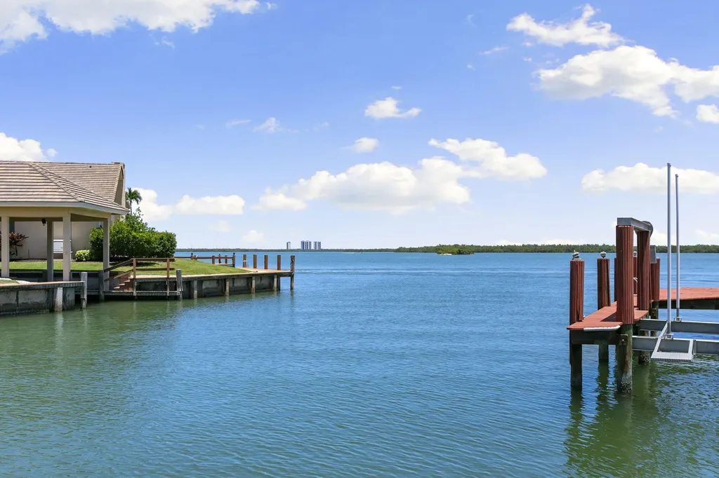 1784 Wavecrest Court Marco Island FL 34145