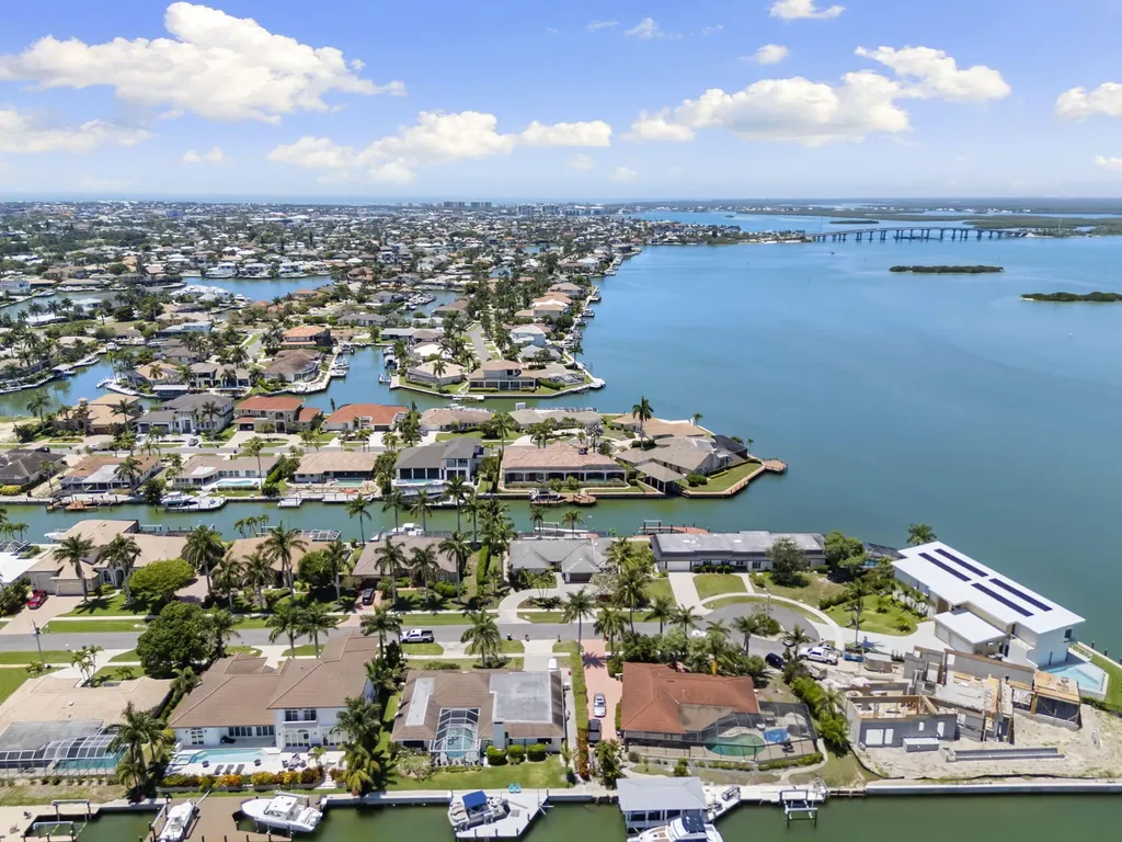 1784 Wavecrest Court Marco Island FL 34145