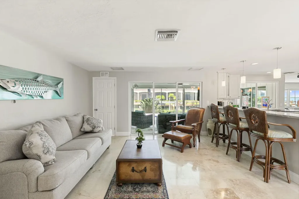 1784 Wavecrest Court Marco Island FL 34145