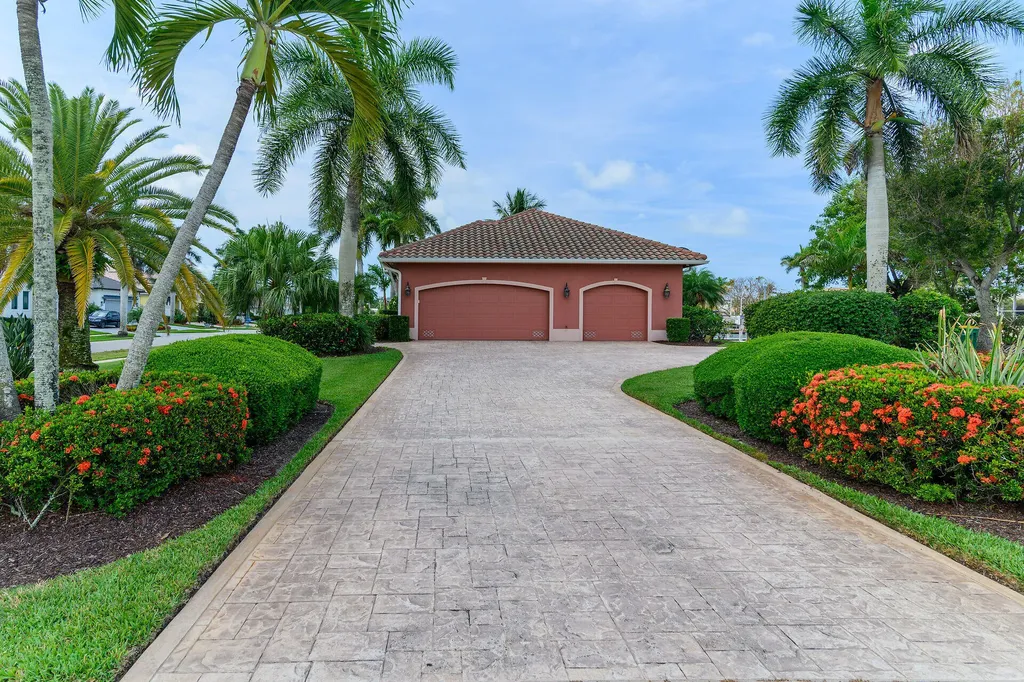 98 Gulfport Court Marco Island FL 34145