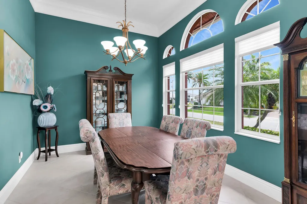 98 Gulfport Court Marco Island FL 34145