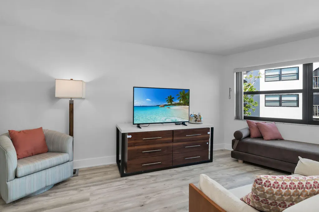 1011 Anglers Cove Marco Island FL 34145