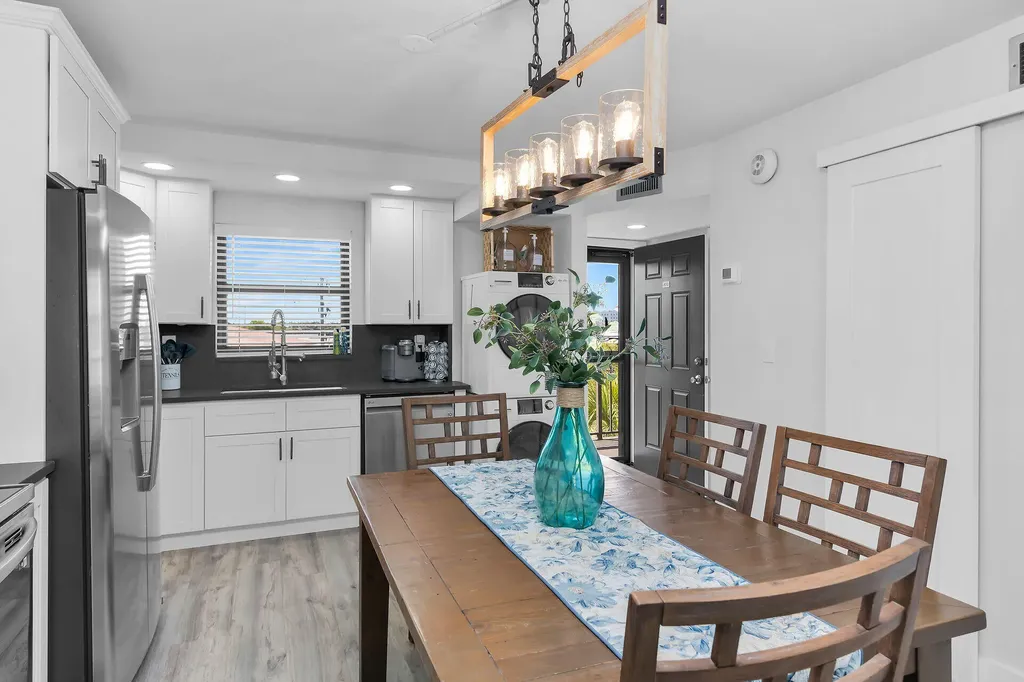 1011 Anglers Cove Marco Island FL 34145