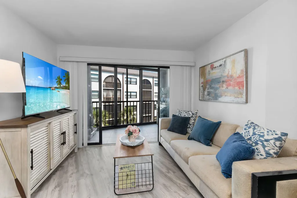 1011 Anglers Cove Marco Island FL 34145