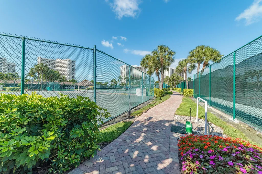 260 Seaview Court Marco Island FL 34145