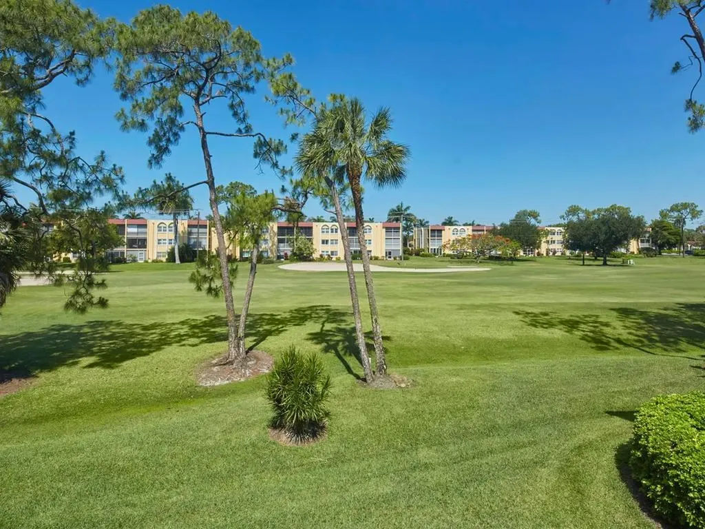 267 Quail Forest Boulevard Naples FL 34105