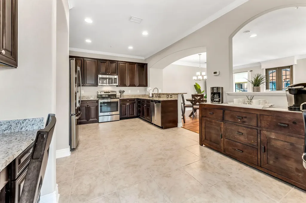 9066 Albion Lane N Naples FL 34113