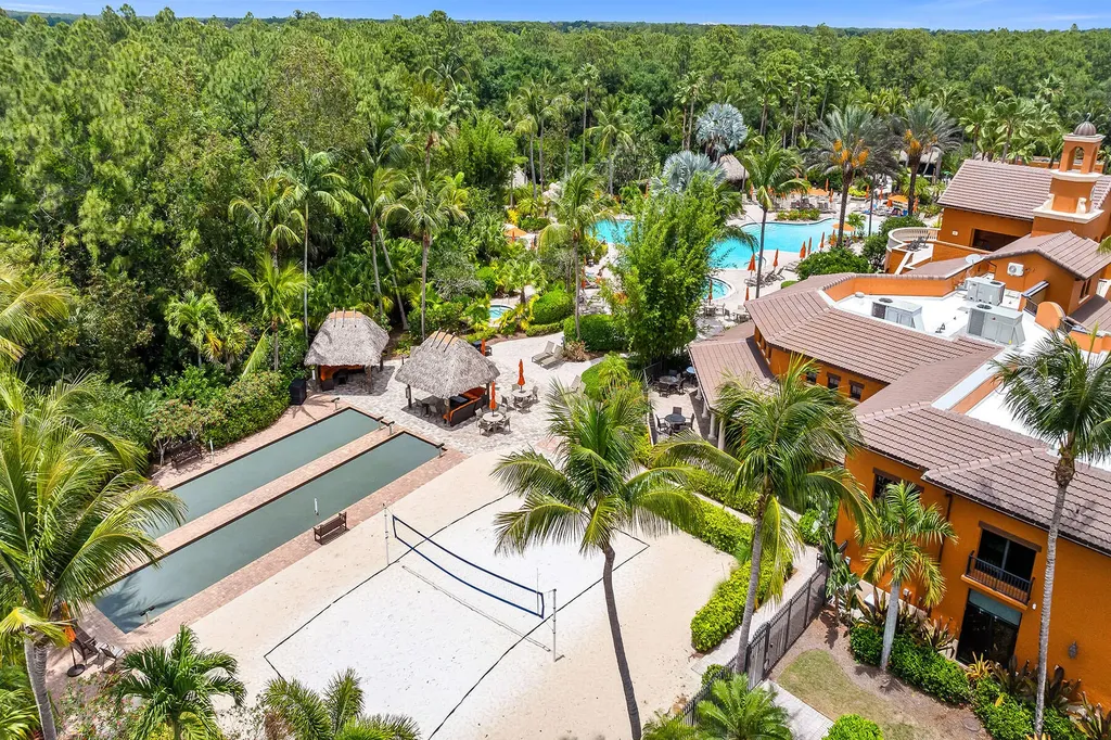 9066 Albion Lane N Naples FL 34113