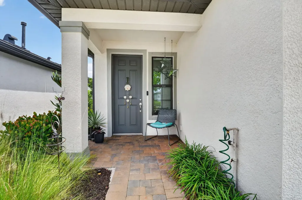 2174 Yellowfin Circle Naples FL 34114