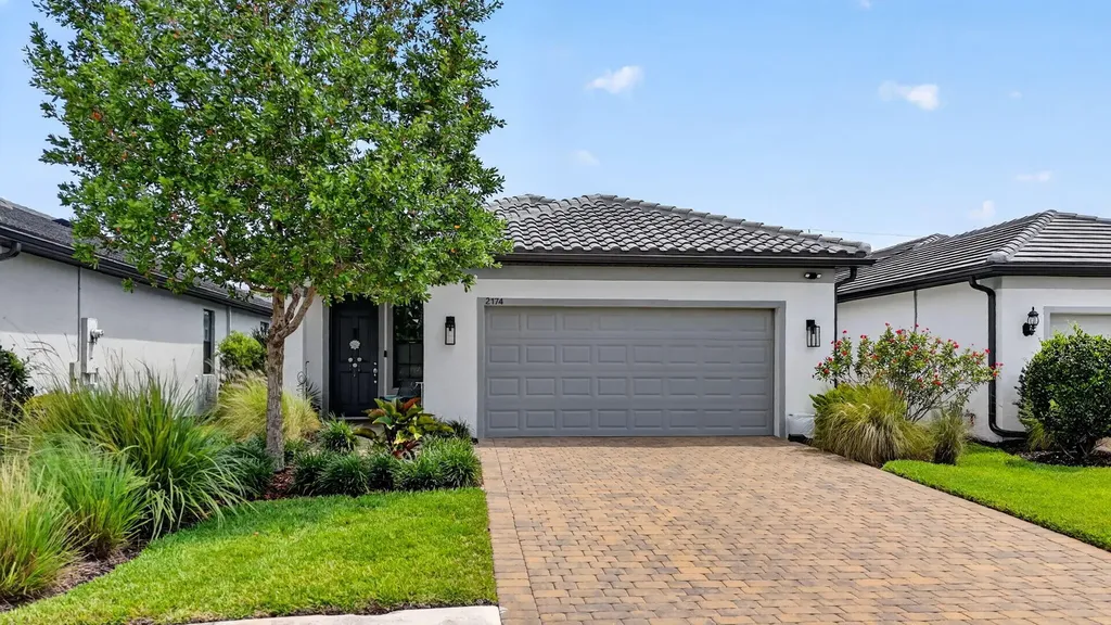 2174 Yellowfin Circle Naples FL 34114