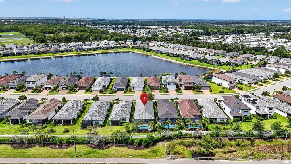 2174 Yellowfin Circle Naples FL 34114