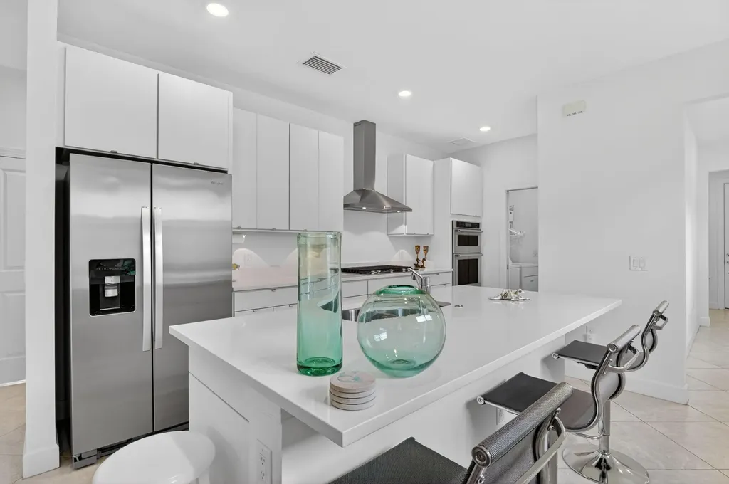 2174 Yellowfin Circle Naples FL 34114