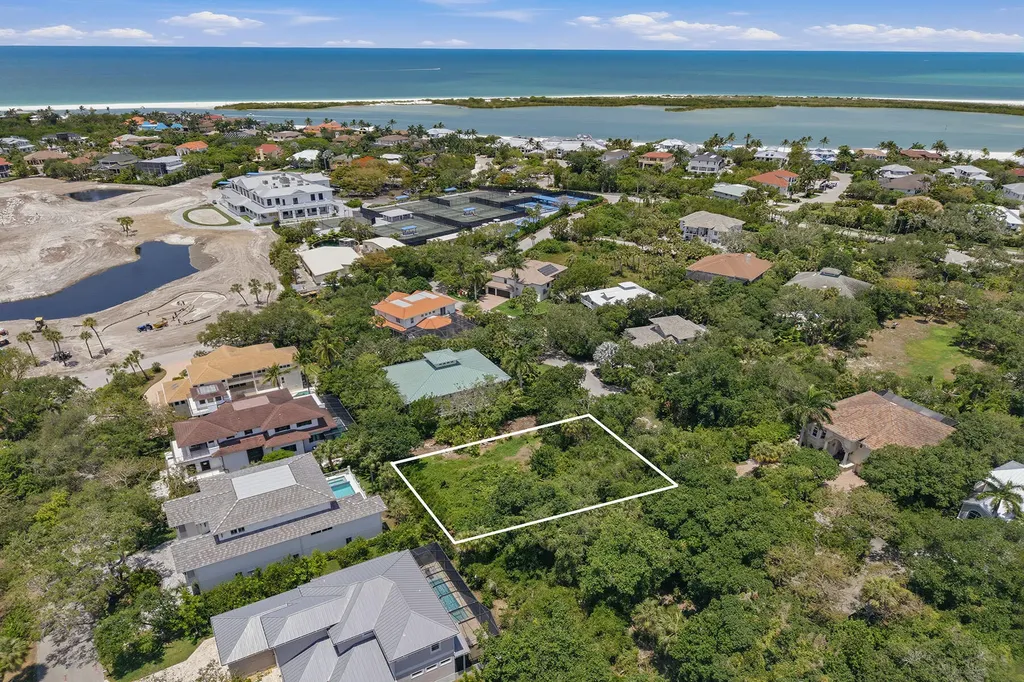 375 Gumbo Limbo Lane Marco Island FL 34145