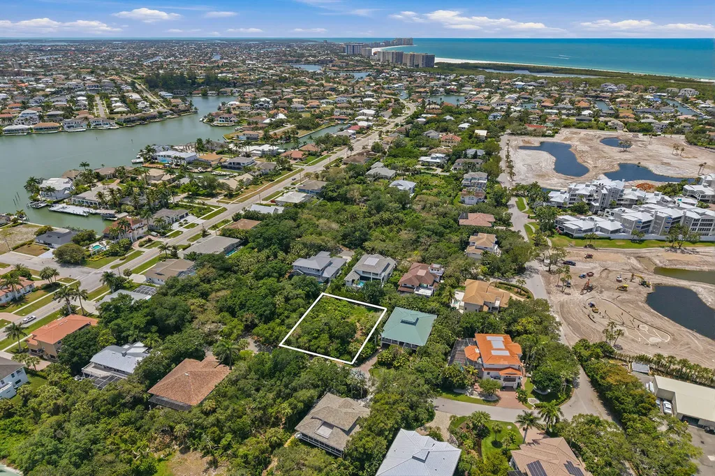 375 Gumbo Limbo Lane Marco Island FL 34145