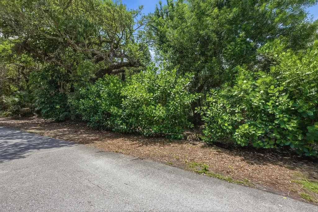 375 Gumbo Limbo Lane Marco Island FL 34145