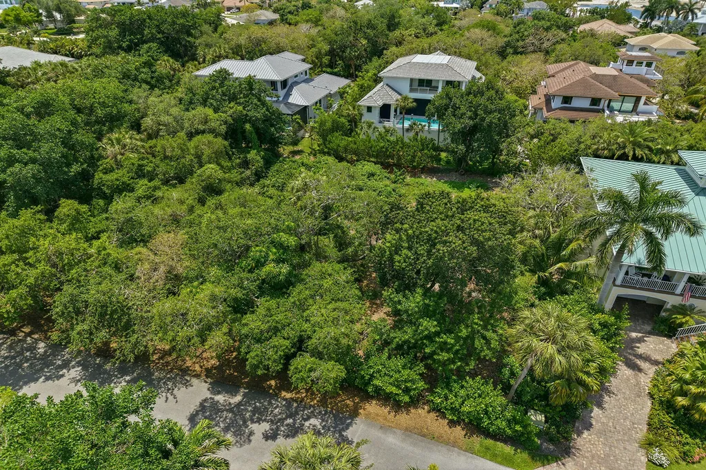 375 Gumbo Limbo Lane Marco Island FL 34145