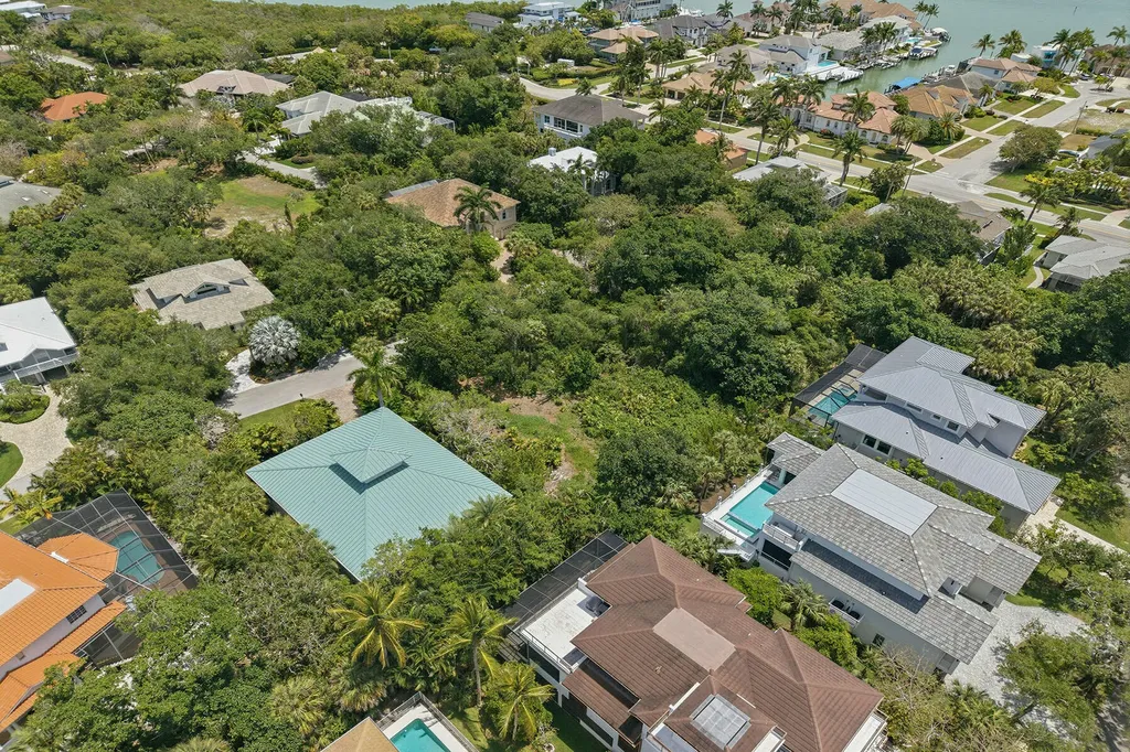 375 Gumbo Limbo Lane Marco Island FL 34145