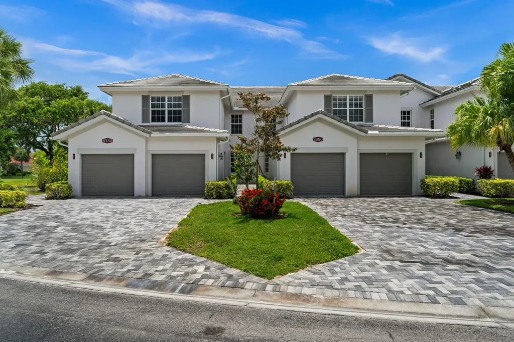 8380 Whisper Trace Lane Naples FL 34114