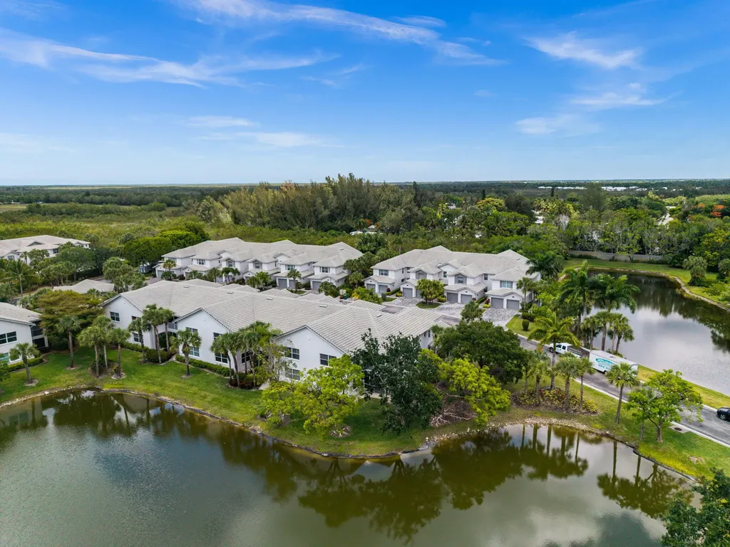 8380 Whisper Trace Lane Naples FL 34114