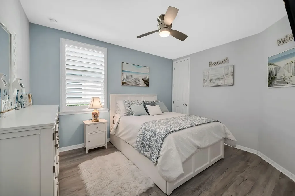14815 Edgewater Circle Naples FL 34114