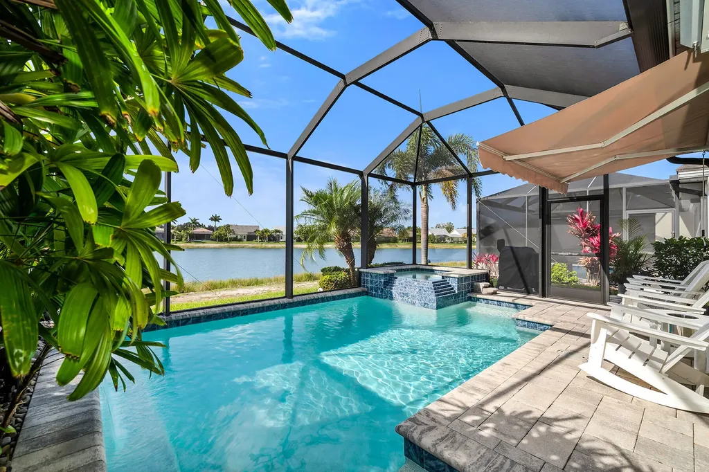 14815 Edgewater Circle Naples FL 34114