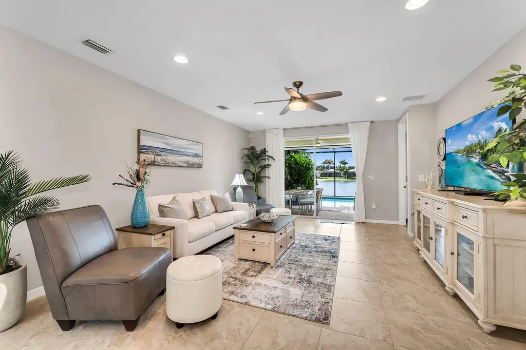 14815 Edgewater Circle Naples FL 34114