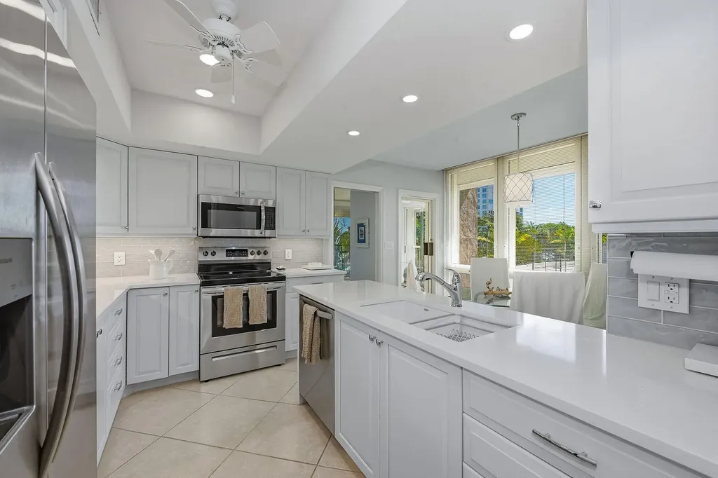 4051 Gulf Shore Boulevard N Naples FL 34103