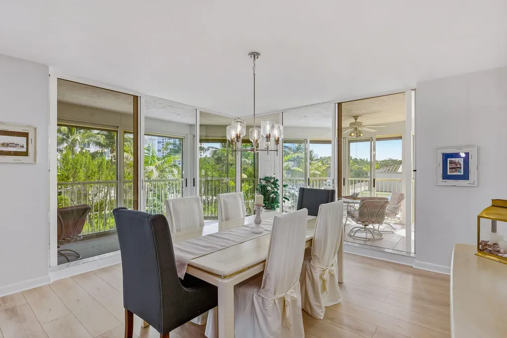 4051 Gulf Shore Boulevard N Naples FL 34103