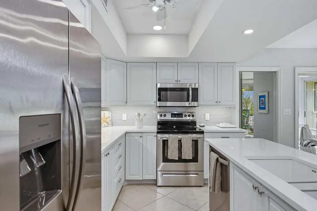 4051 Gulf Shore Boulevard N Naples FL 34103