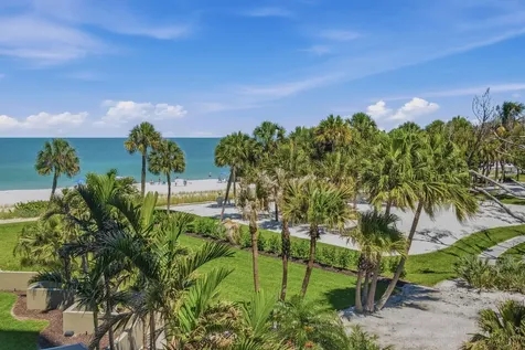 4051 Gulf Shore Boulevard N Naples FL 34103