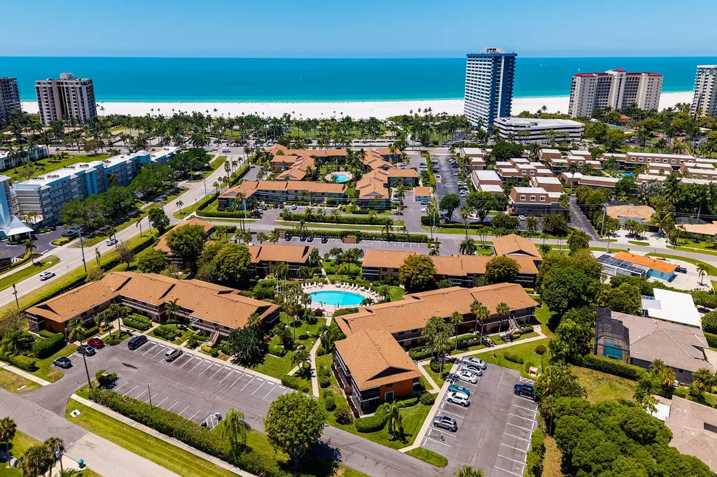 58 Manor Terrace Marco Island FL 34145