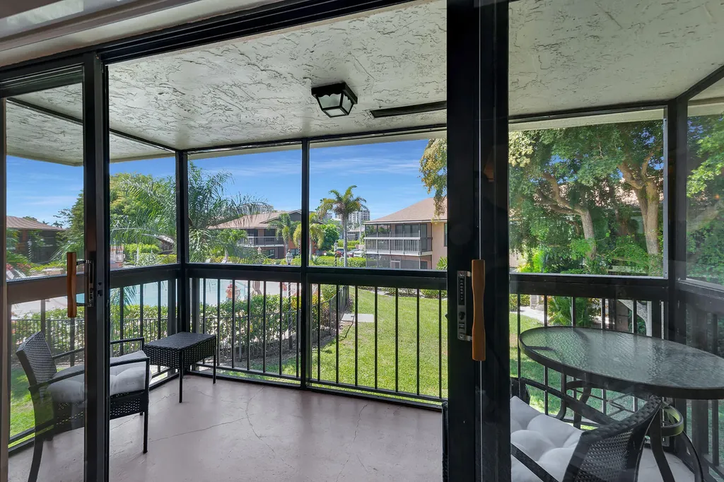 58 Manor Terrace Marco Island FL 34145