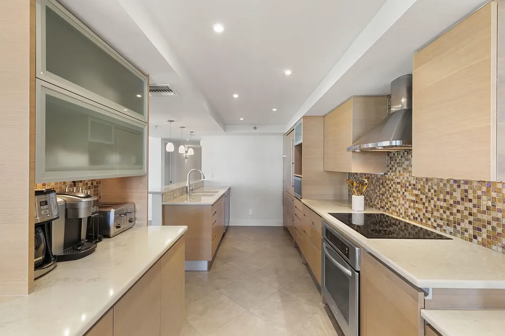 780 S Collier Marco Island FL 34145