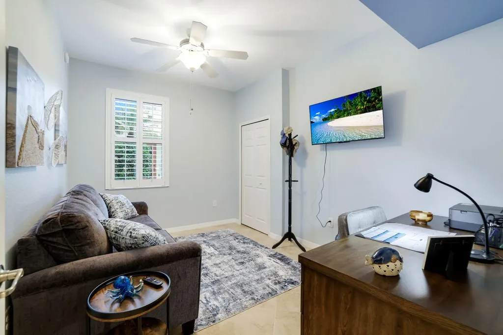 7878 Clemson Street Naples FL 34104