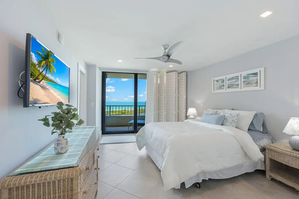 440 Seaview Court Marco Island FL 34145