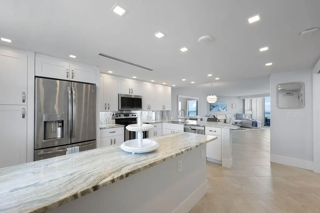 440 Seaview Court Marco Island FL 34145