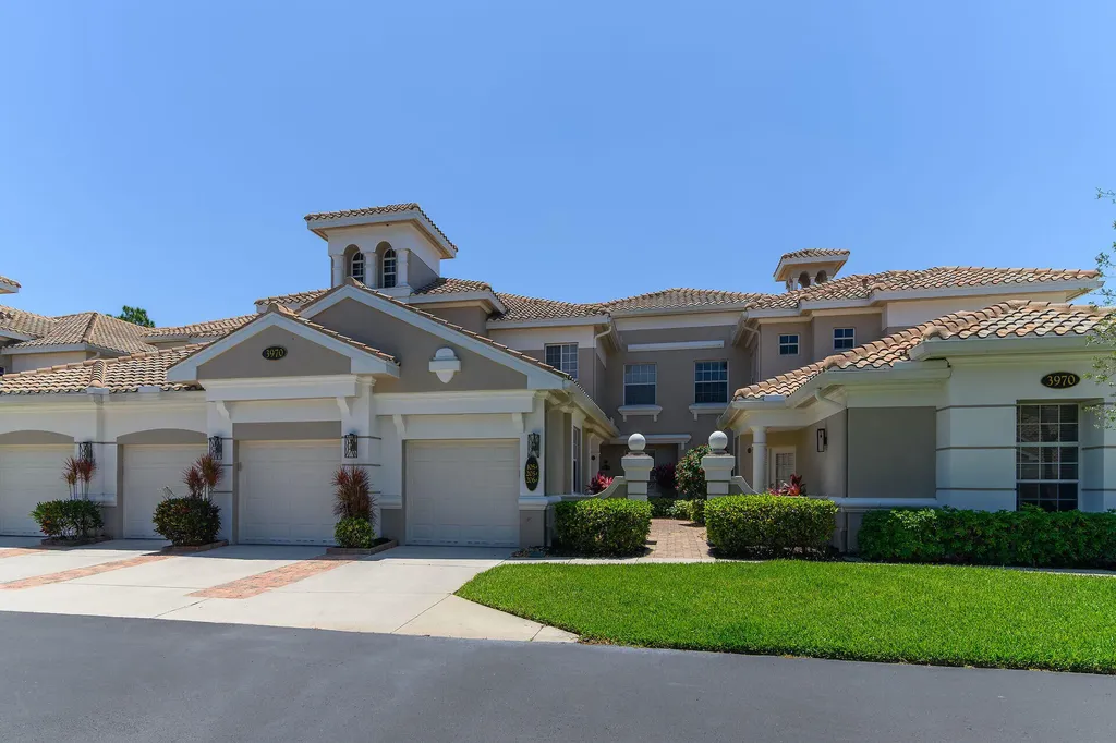 3970 Deer Crossing Court Naples FL 34114