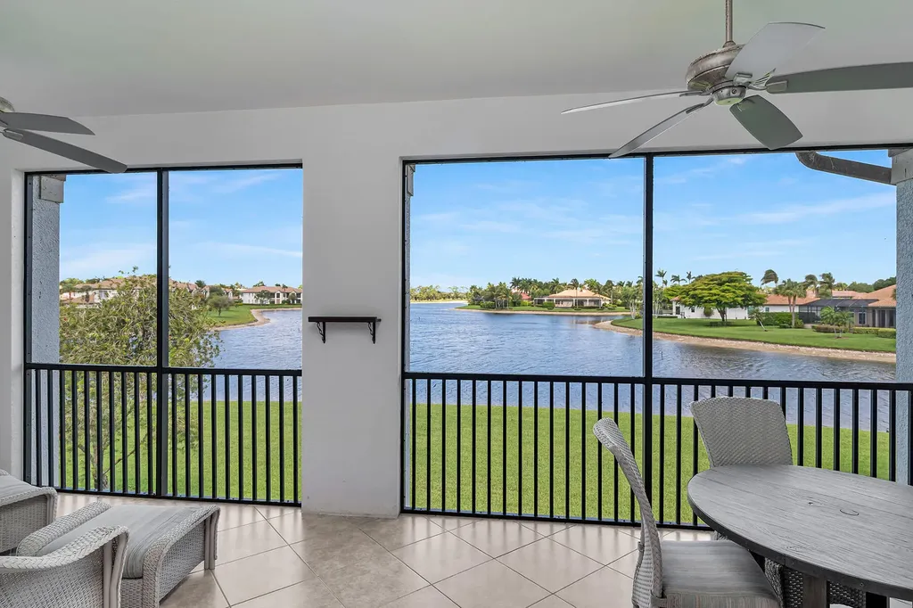 8065 SW Players Cove Naples FL 34113