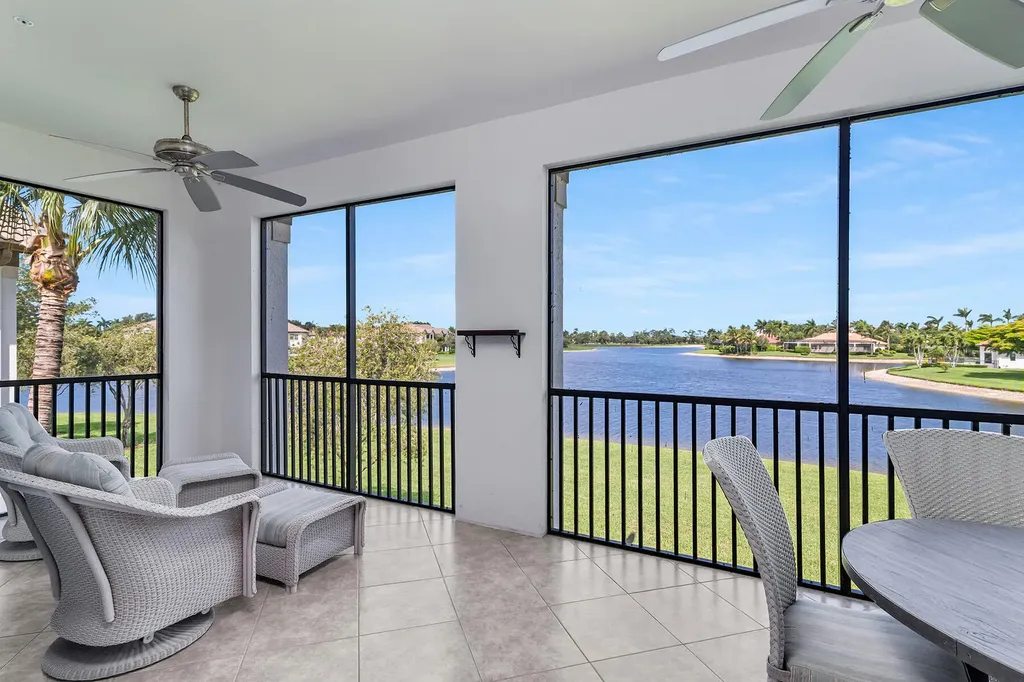 8065 SW Players Cove Naples FL 34113