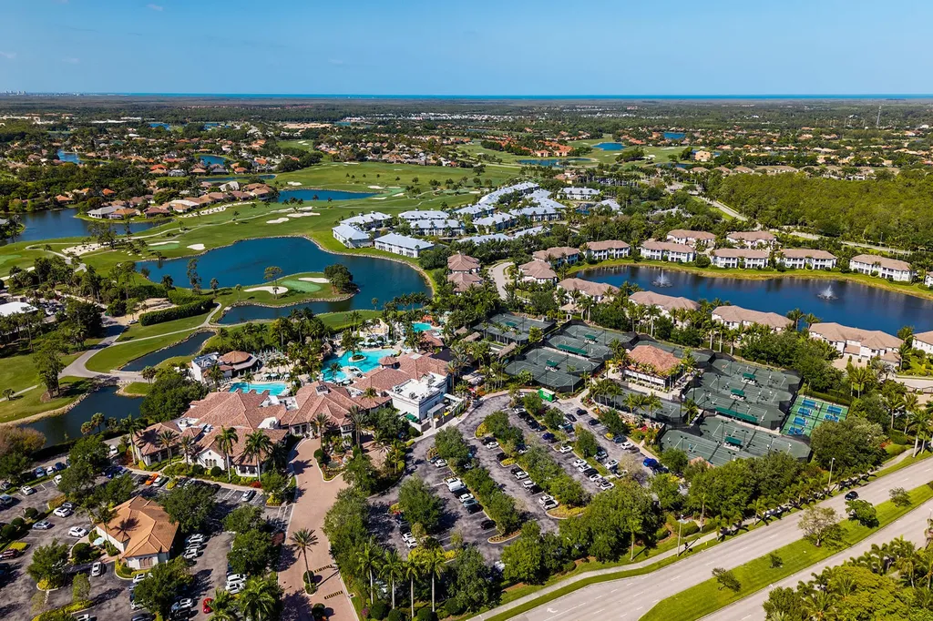 8065 SW Players Cove Naples FL 34113