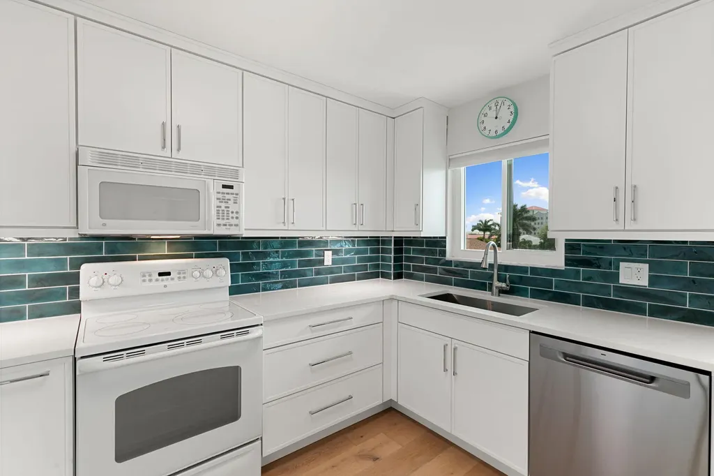 730 W Elkcam Circle Marco Island FL 34145