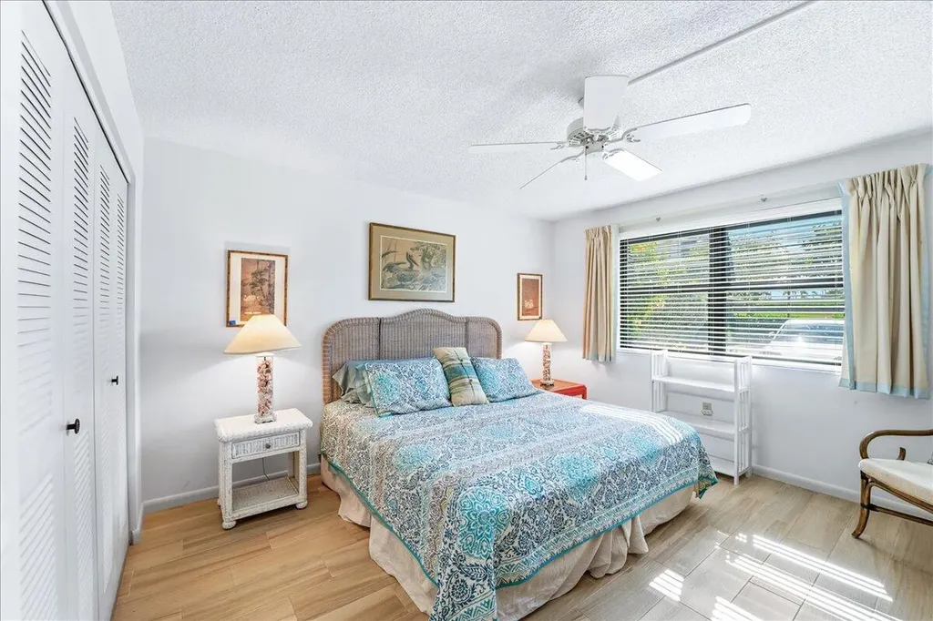 507 Seaview Court Marco Island FL 34145