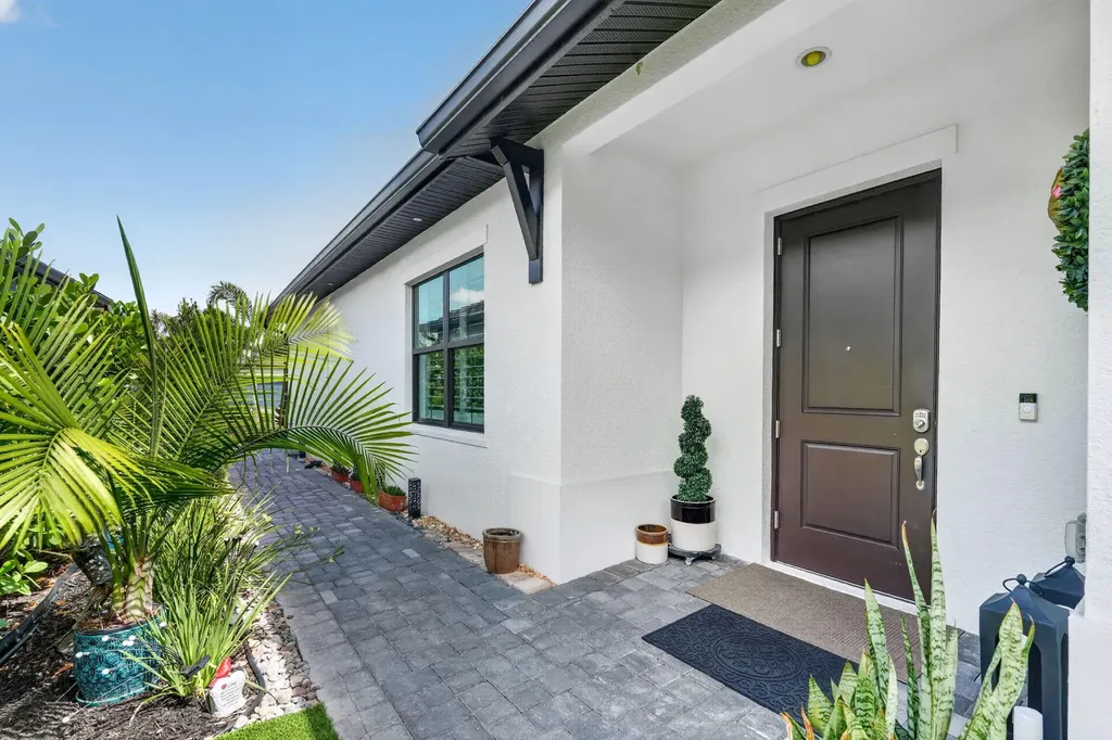 14628 Kingfisher Loop Naples FL 34120