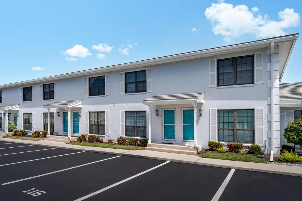 116 Clyburn Street Marco Island FL 34145